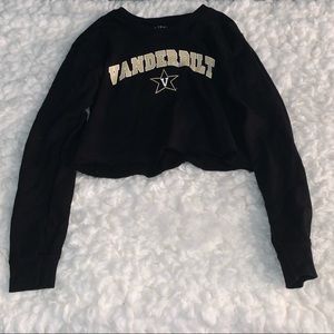 WOMEN’S CROPPED VANDERBILT SWEATSHIRT!!!